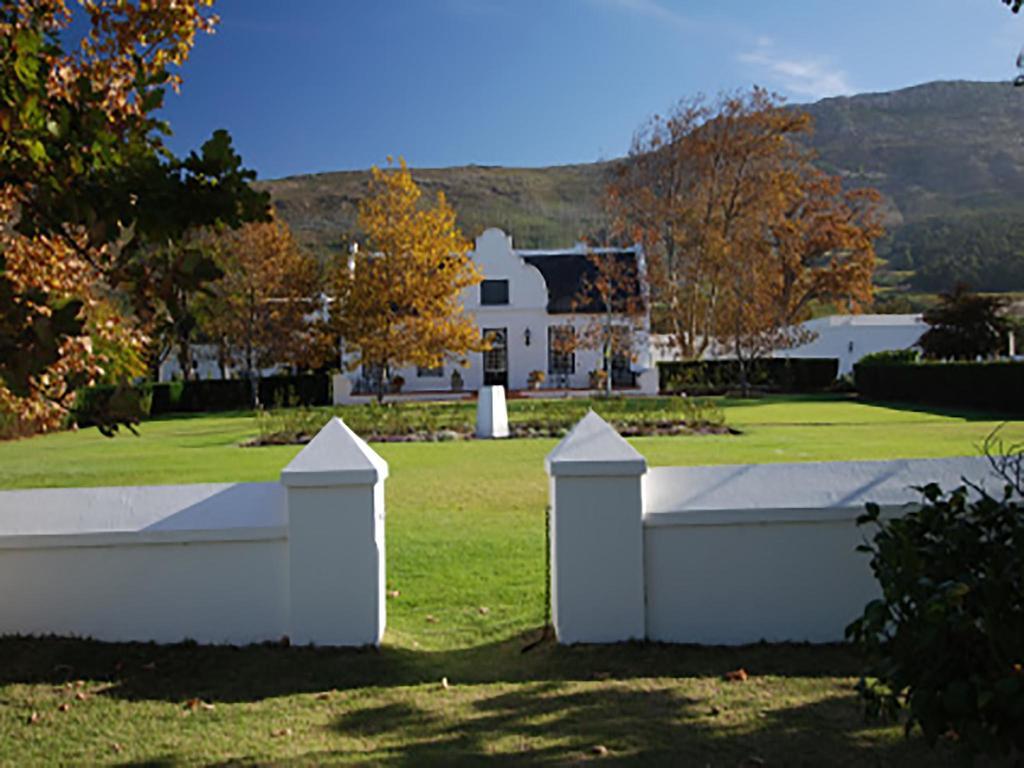 The Swellengrebel Hotel Swellendam Exterior photo